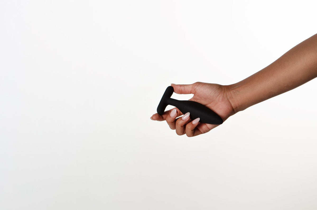 Vesta Vibrating Butt Plug Black - Red Velvet Boutique